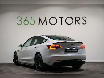 Used Tesla Model 3 2020 for sale - 78149517: Photo