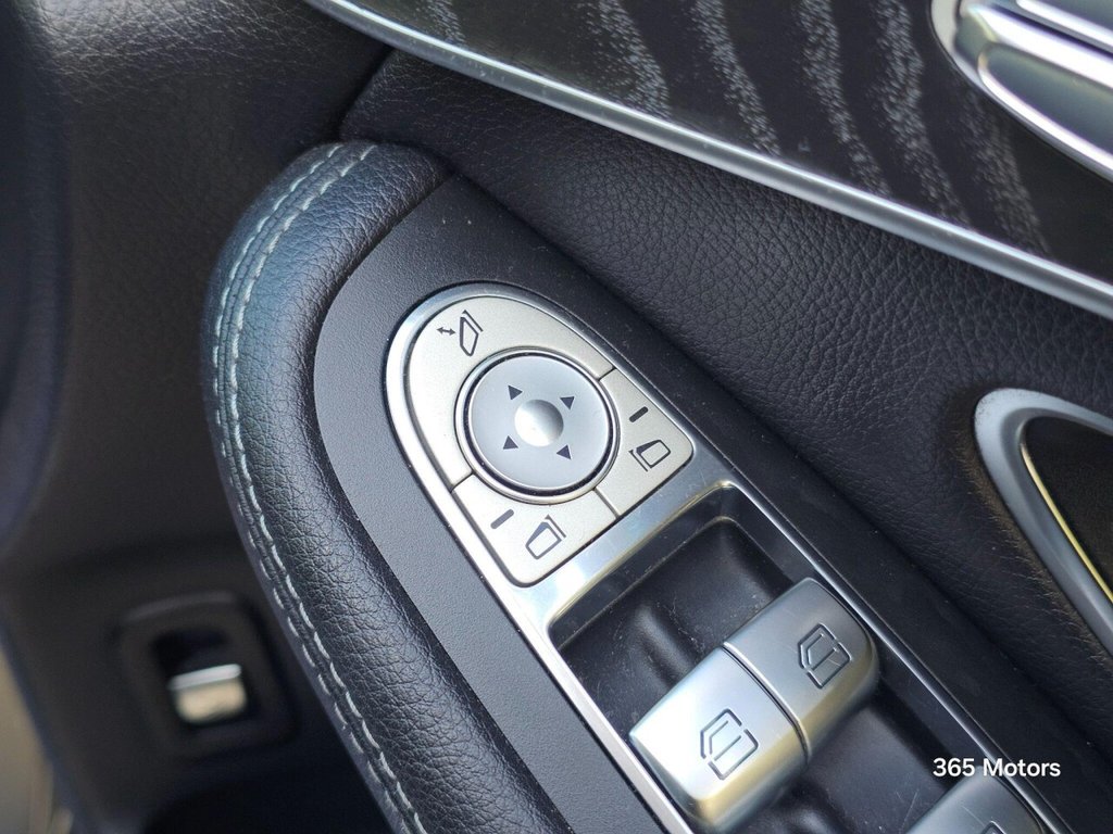 Used Mercedes-Benz GLC 2017 for sale - 76979360: Photo 50