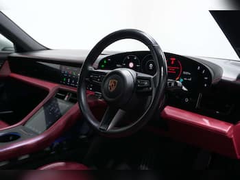 Used Porsche Taycan 2022 for sale - 79692855: Photo