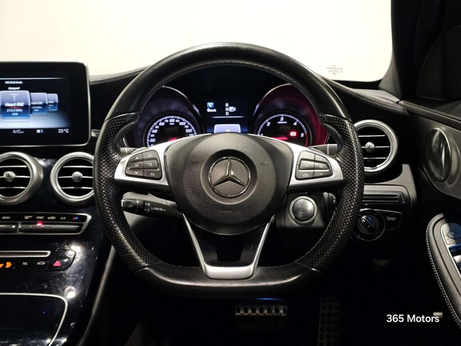 Used Mercedes-Benz C Class 2015 for sale - 78149553: Photo 35