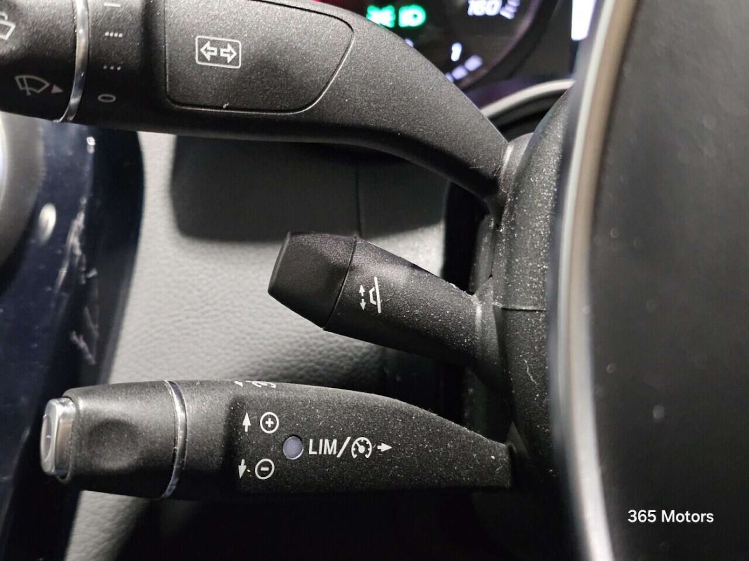 Used Mercedes-Benz C Class 2015 for sale - 78149553: Photo 47