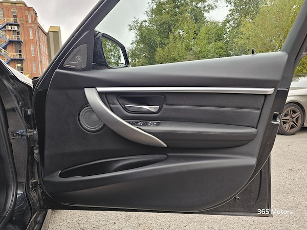 Used BMW 3 Series 2018 for sale - 76226904: Photo 30
