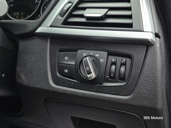 Used BMW 3 Series 2018 for sale - 76226904: Photo 52