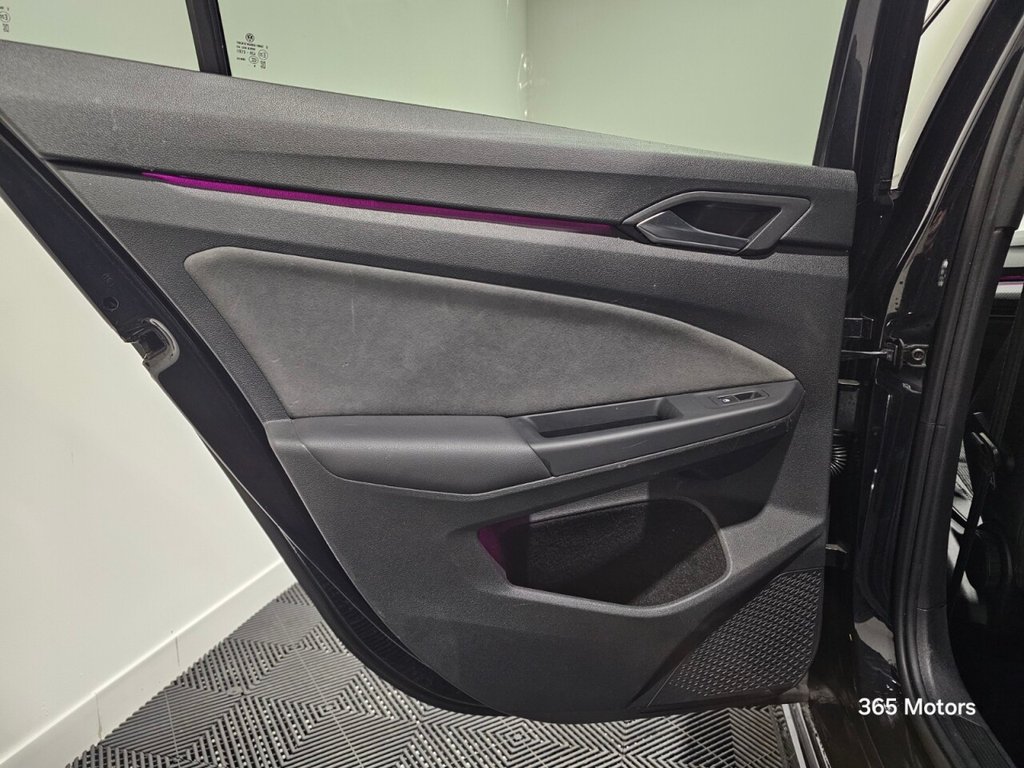 Used Volkswagen Golf 2021 for sale - 76979387: Photo 24