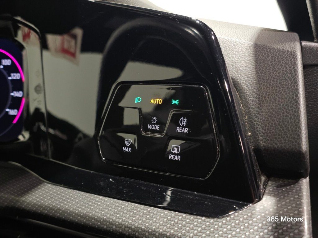 Used Volkswagen Golf 2021 for sale - 76979387: Photo 50