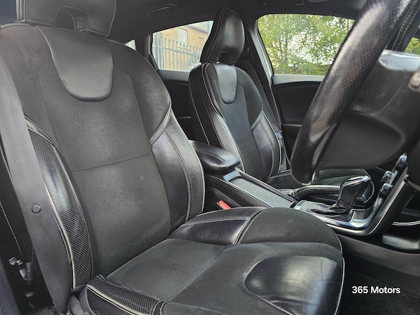 Used Volvo V40 2015 for sale - 76270228: Photo 29