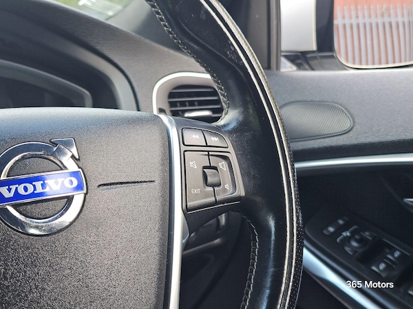Used Volvo V40 2015 for sale - 76270228: Photo 38