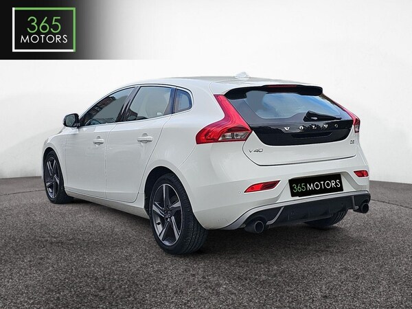 Used Volvo V40 2015 for sale - 76270228: Photo 8