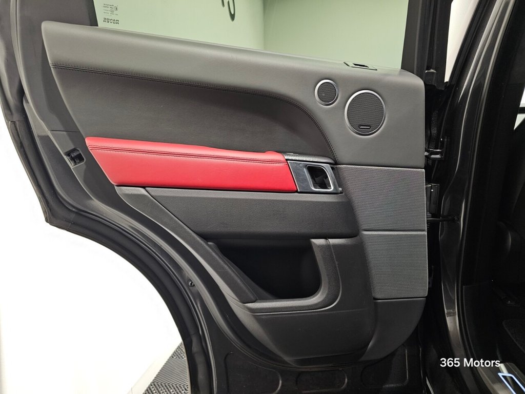 Used Land Rover Range Rover Sport 2015 for sale - 76979403: Photo 25