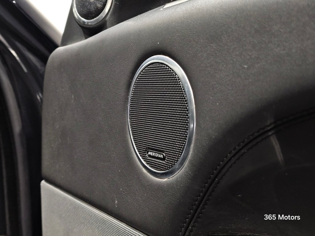 Used Land Rover Range Rover Sport 2018 for sale - 77153431: Photo 43