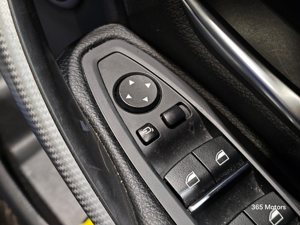 Used BMW 3 Series 2018 for sale - 77111197: Photo 31