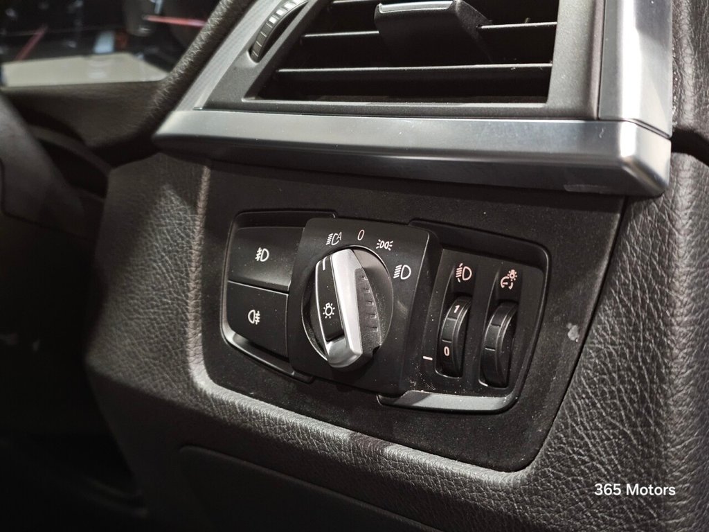 Used BMW 3 Series 2018 for sale - 77111197: Photo 34