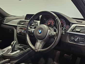 Used BMW 3 Series 2019 for sale - 79151106: Photo