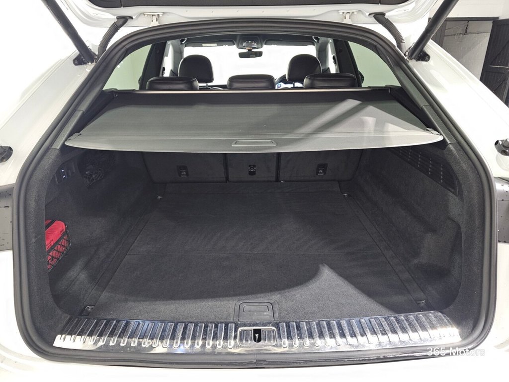 Used Audi Q8 2020 for sale - 76979356: Photo 18