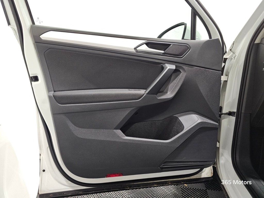 Used Volkswagen Tiguan 2017 for sale - 76979377: Photo 16