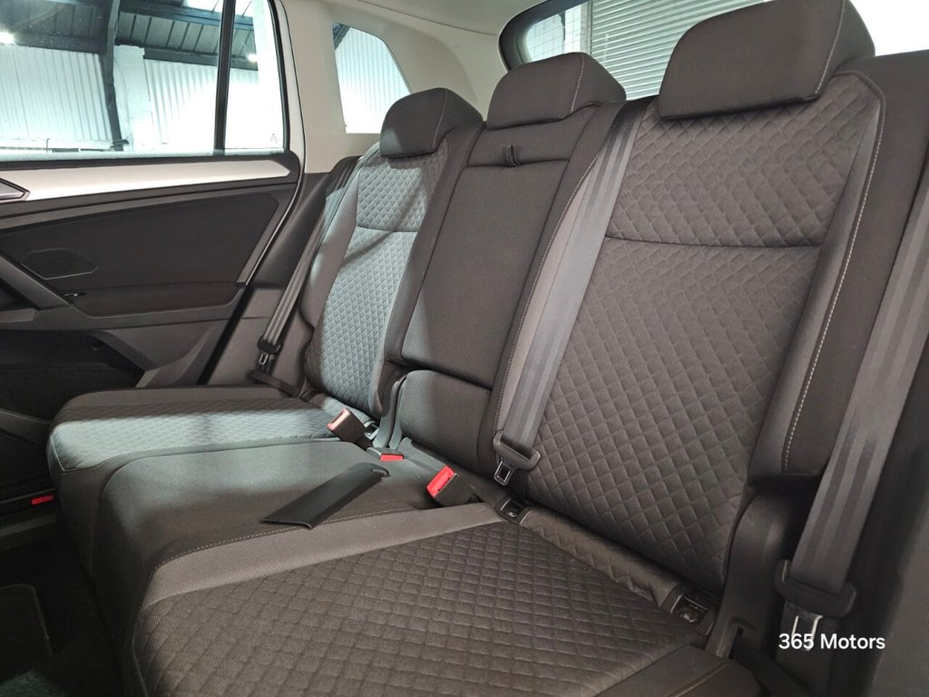 Used Volkswagen Tiguan 2017 for sale - 76979377: Photo 23