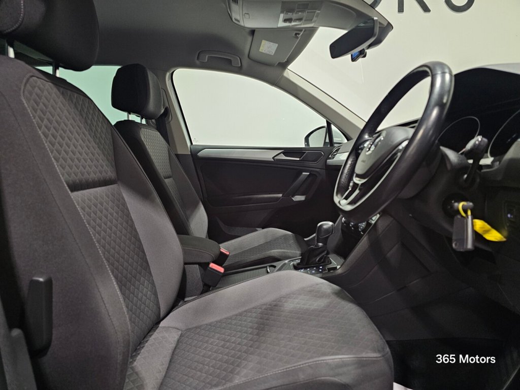 Used Volkswagen Tiguan 2017 for sale - 76979377: Photo 30