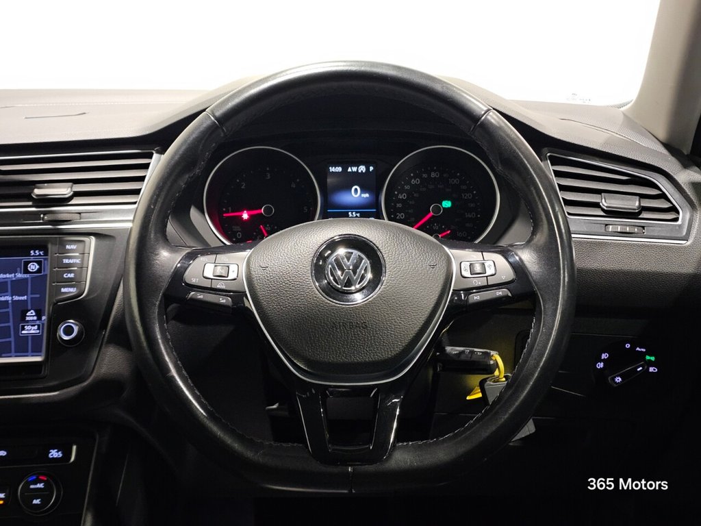 Used Volkswagen Tiguan 2017 for sale - 76979377: Photo 33