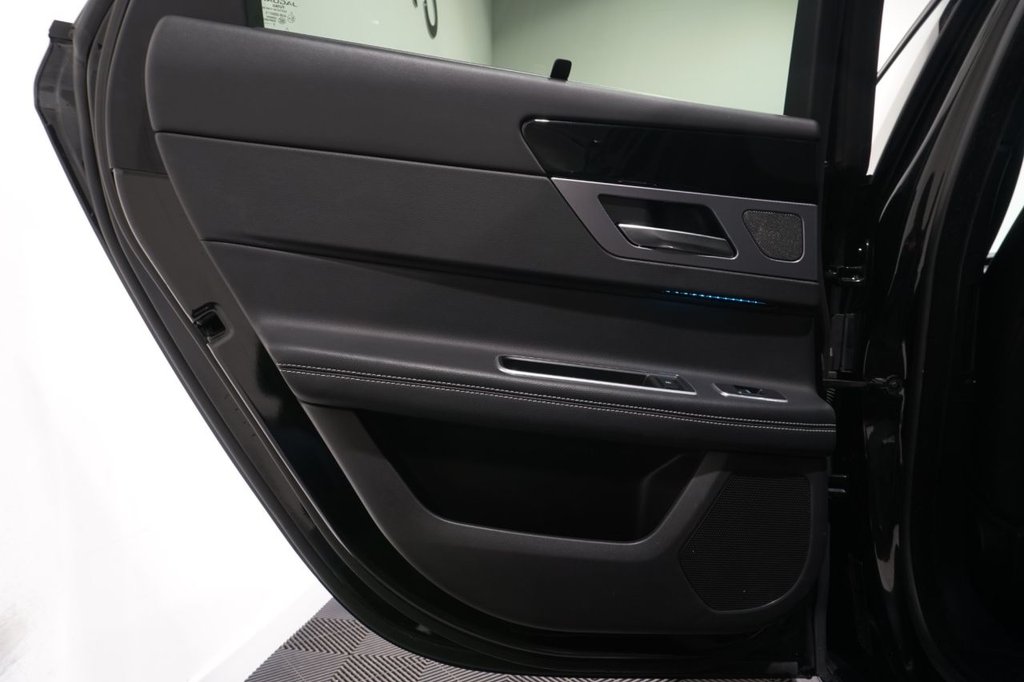 Used Jaguar XF 2017 for sale - 77027289: Photo 33