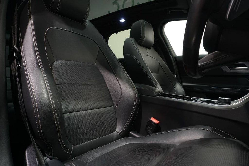 Used Jaguar XF 2017 for sale - 77027289: Photo 9