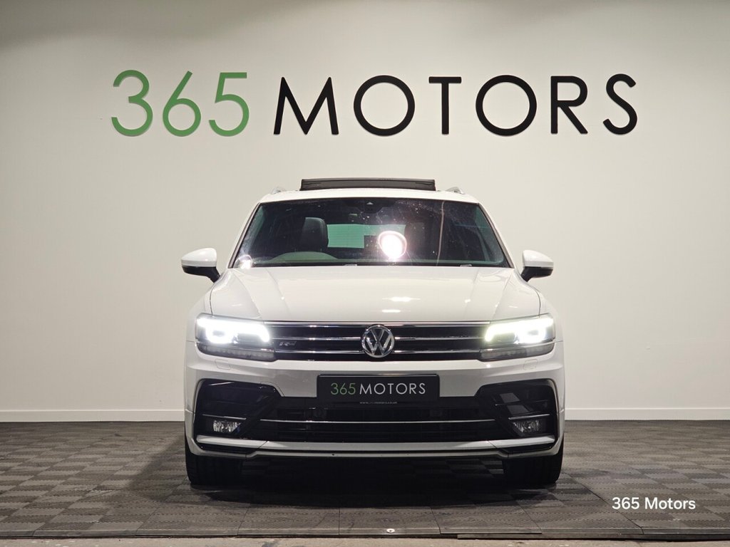 Used Volkswagen Tiguan 2017 for sale - 77089364: Photo 2