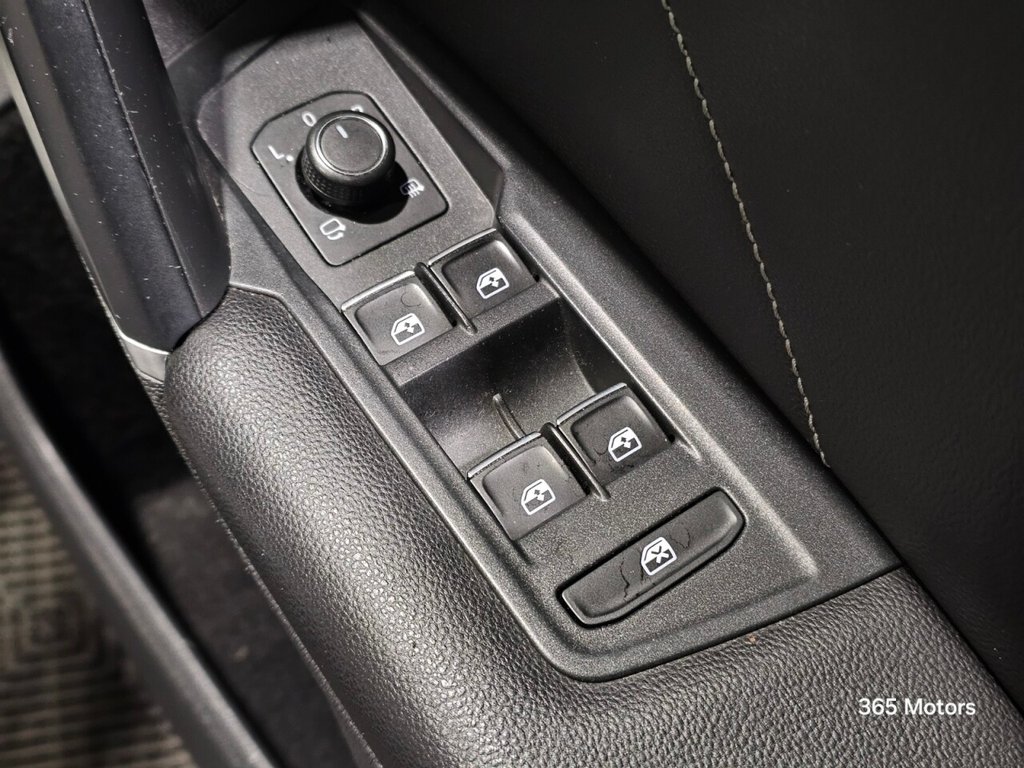 Used Volkswagen Tiguan 2017 for sale - 77089364: Photo 33