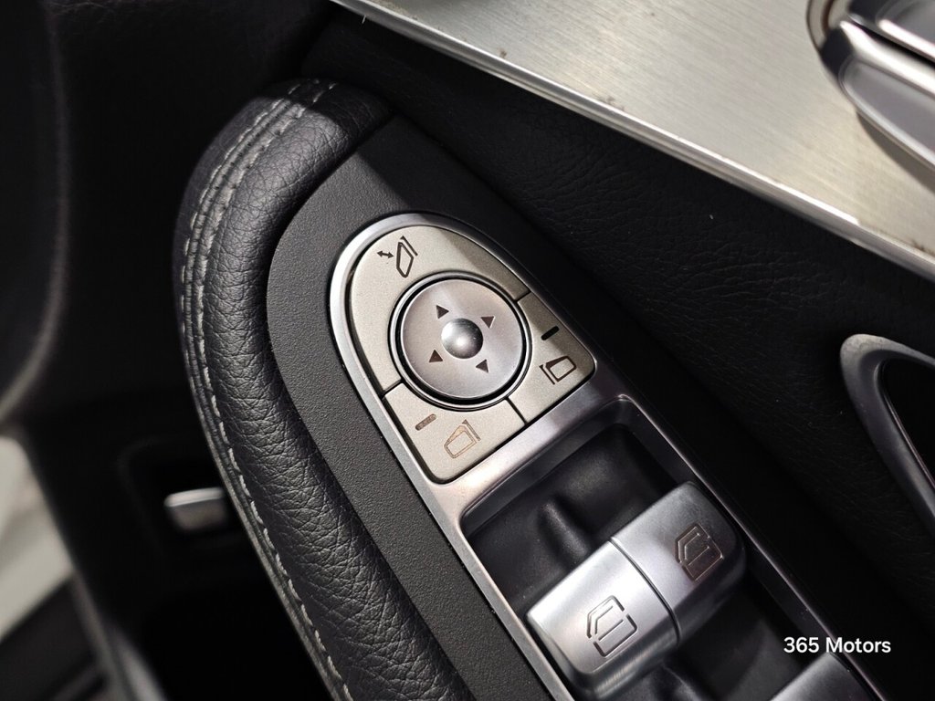 Used Mercedes-Benz GLC 2017 for sale - 76979369: Photo 43