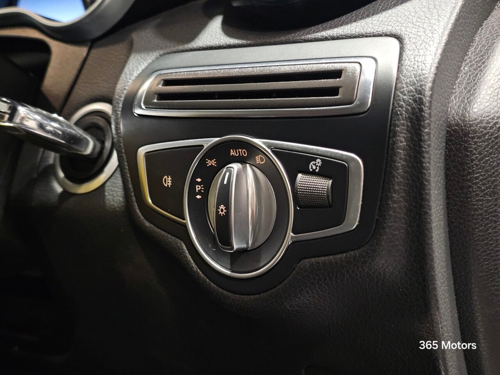 Used Mercedes-Benz GLC 2017 for sale - 76979369: Photo 45