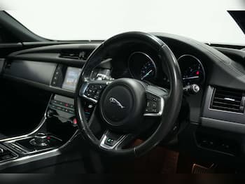 Used Jaguar XF 2018 for sale - 79828186: Photo