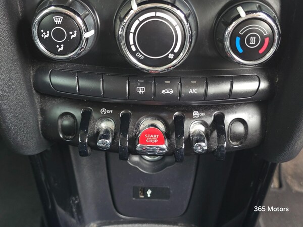 Used MINI Hatch 2018 for sale - 74978917: Photo 32