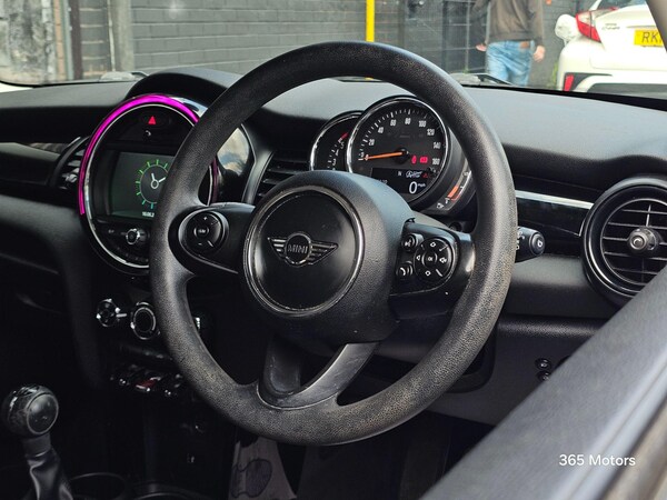 Used MINI Hatch 2018 for sale - 74978917: Photo 38