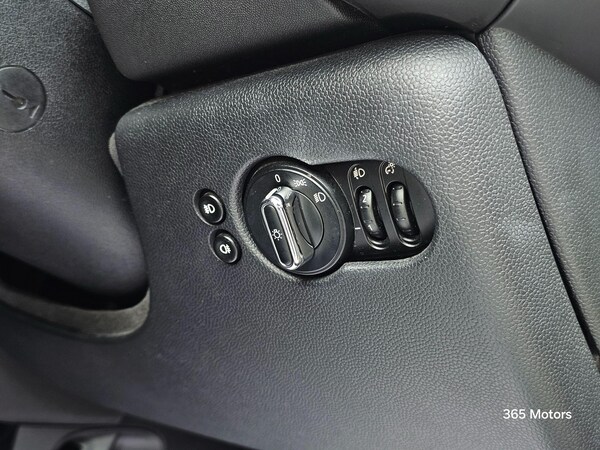 Used MINI Hatch 2018 for sale - 74978917: Photo 41