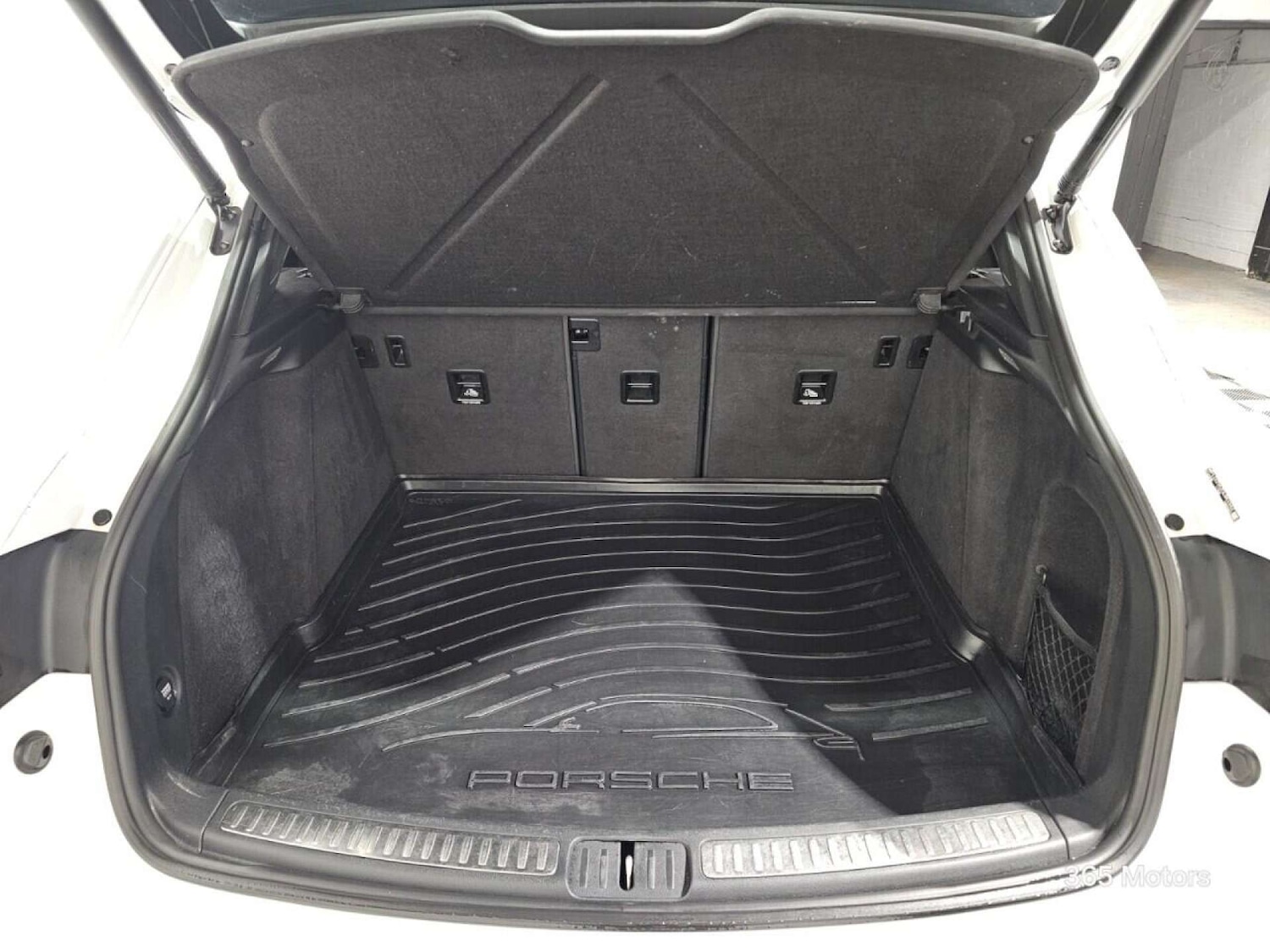 Used Porsche Macan 2015 for sale - 78149522: Photo 12