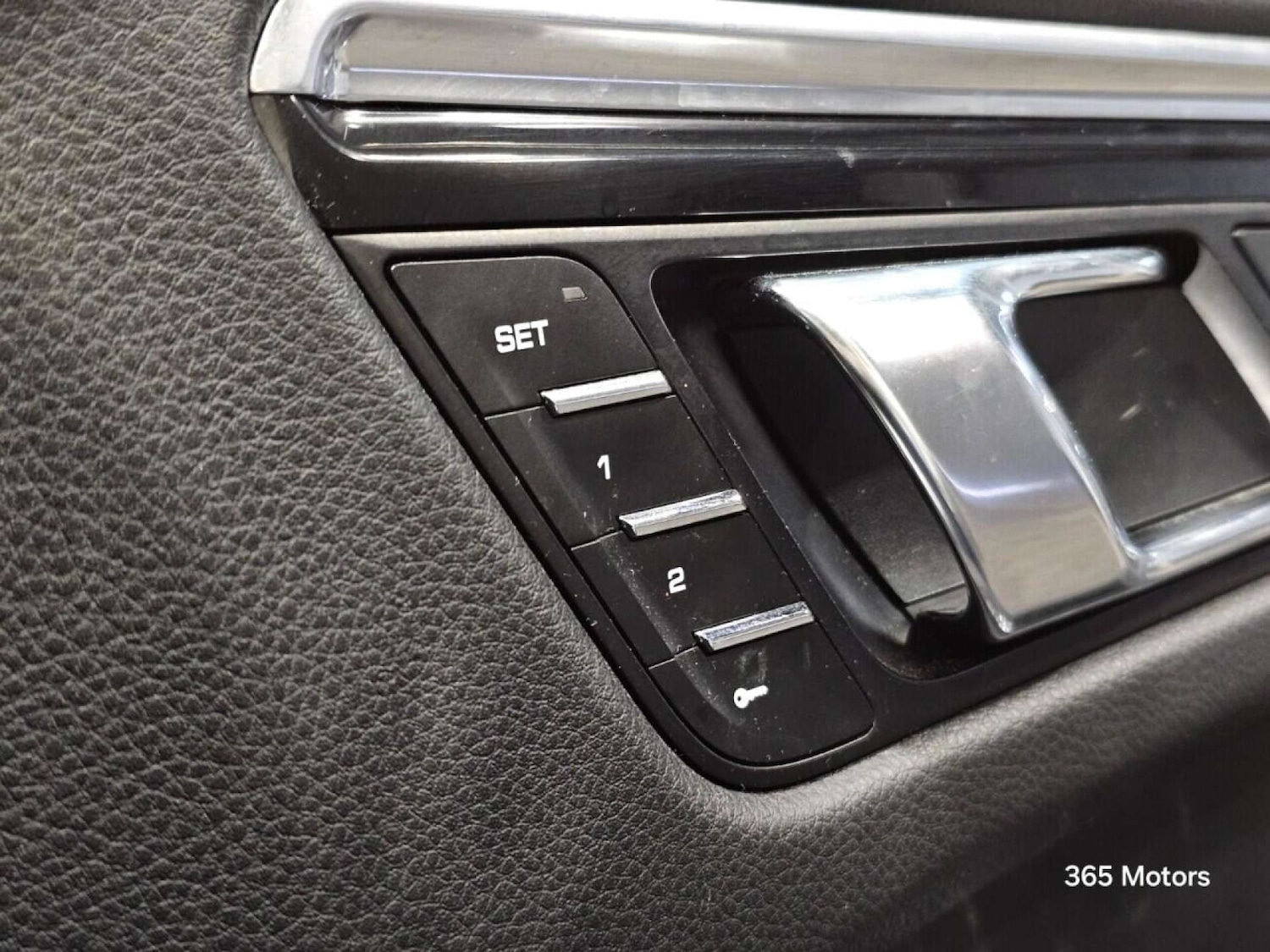 Used Porsche Macan 2015 for sale - 78149522: Photo 20