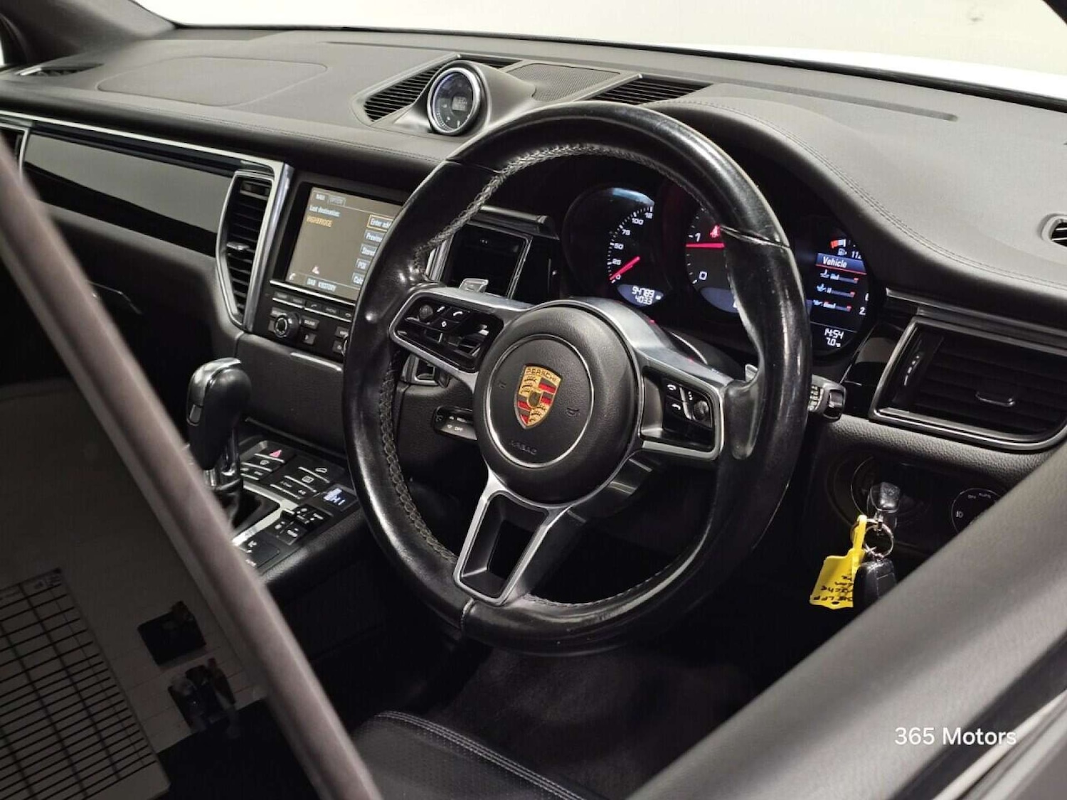Used Porsche Macan 2015 for sale - 78149522: Photo 25