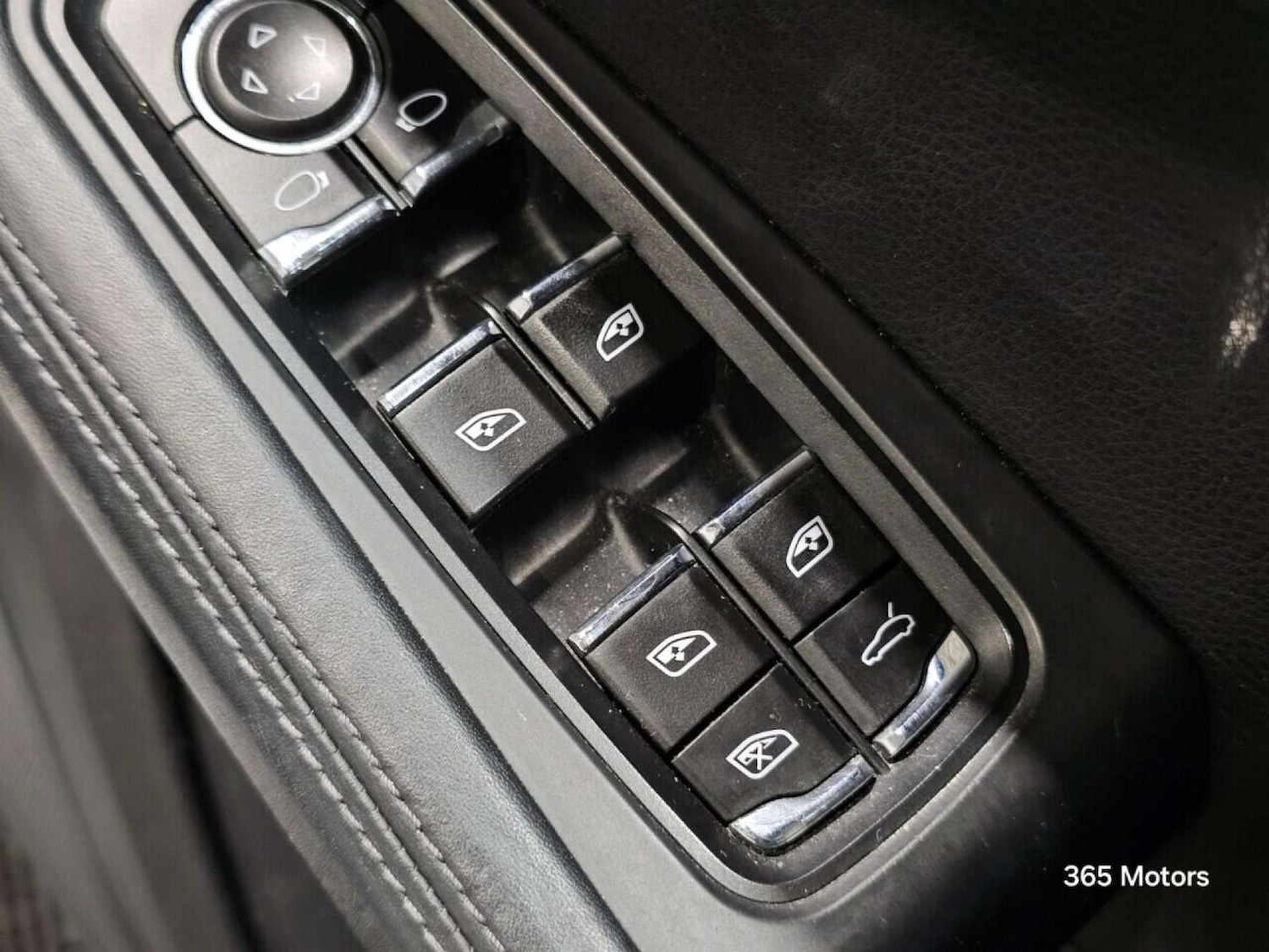 Used Porsche Macan 2015 for sale - 78149522: Photo 47