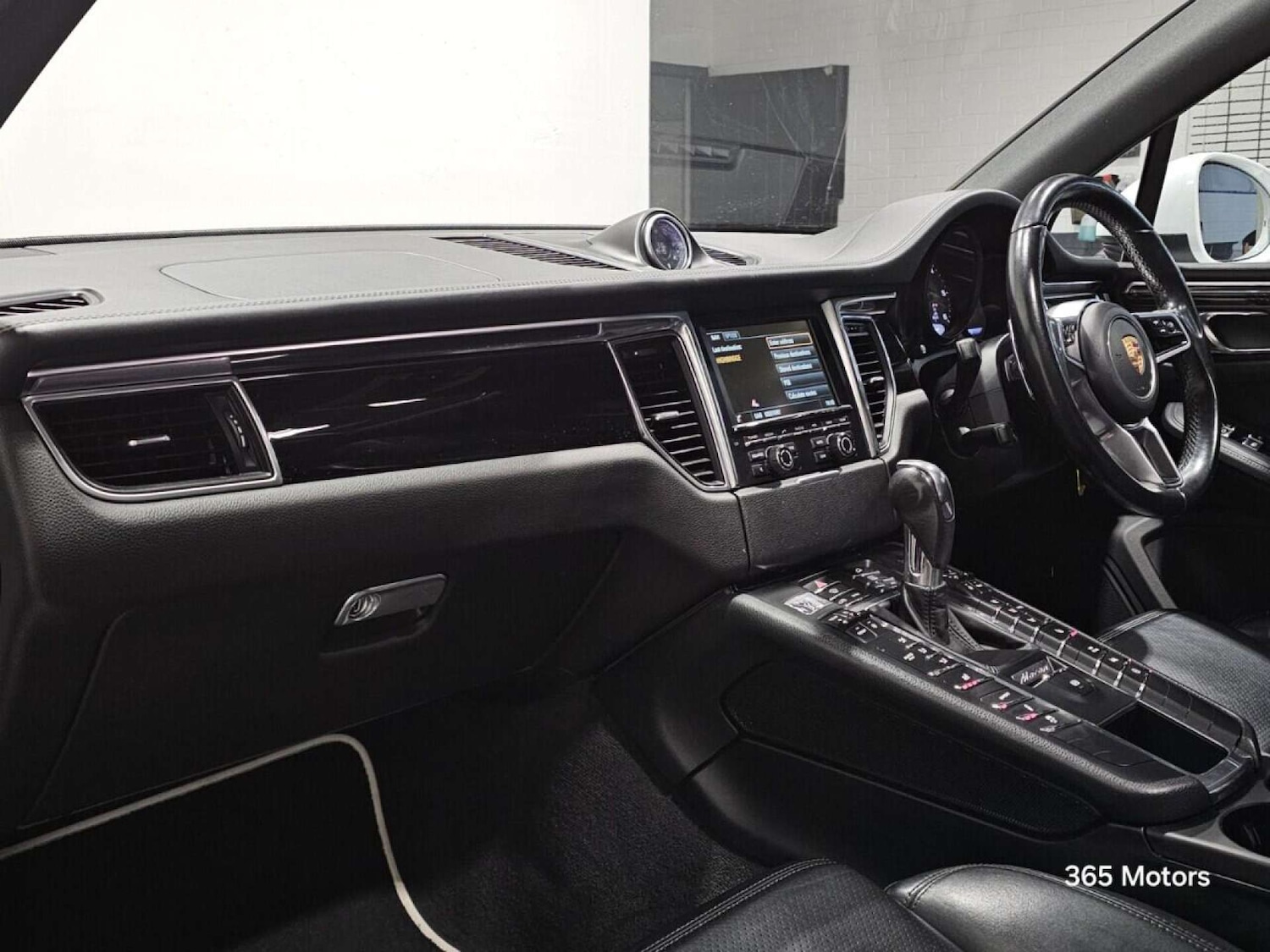 Used Porsche Macan 2015 for sale - 78149522: Photo 5