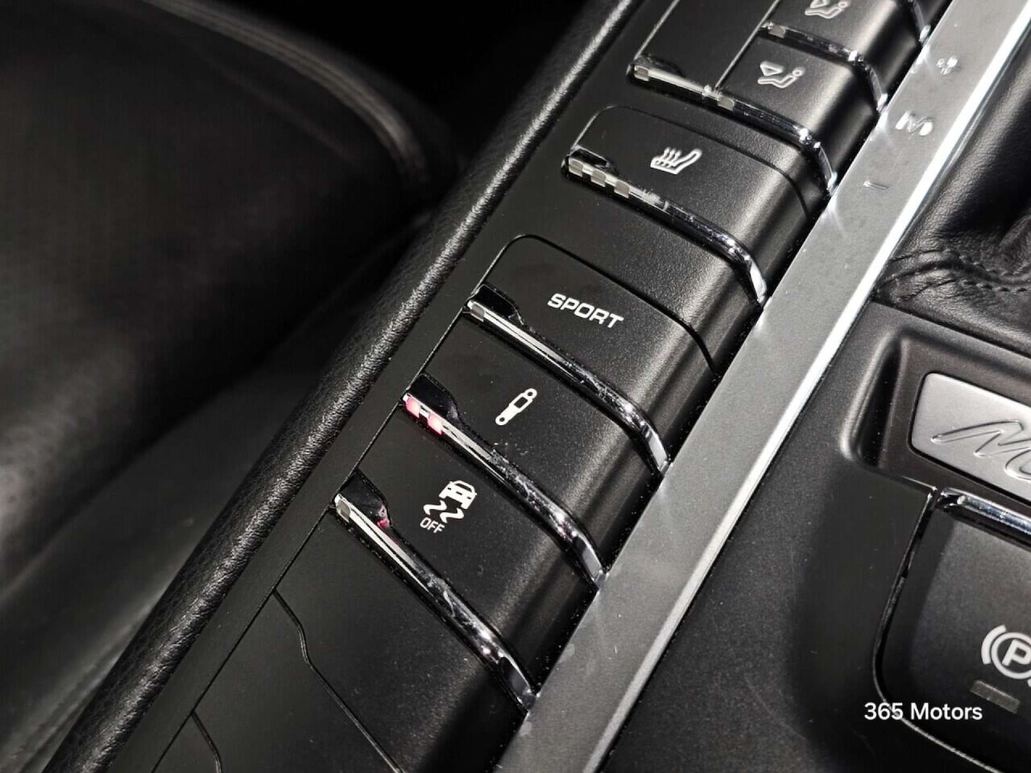 Used Porsche Macan 2015 for sale - 78149522: Photo 52