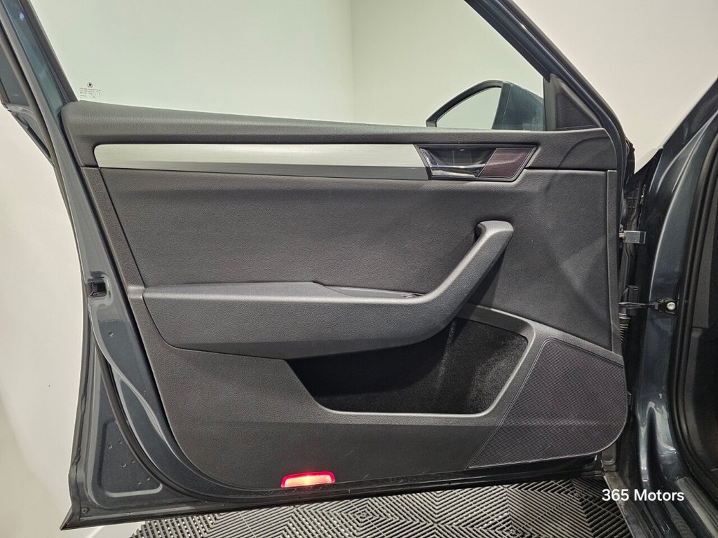 Used Skoda Superb 2016 for sale - 77096373: Photo 14