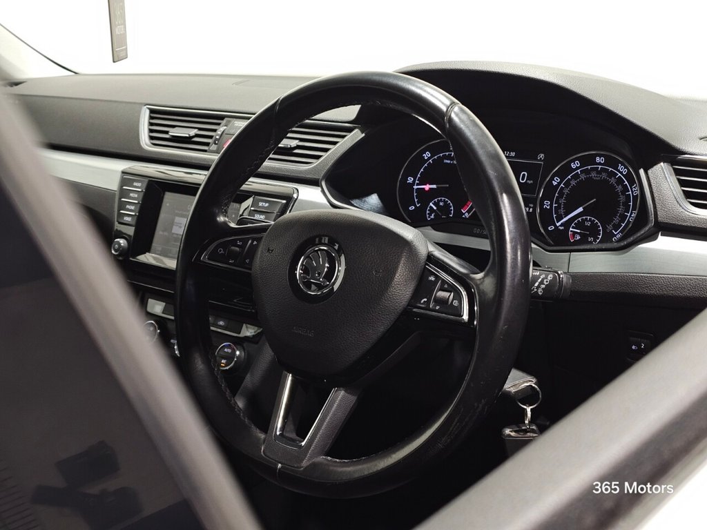 Used Skoda Superb 2016 for sale - 77096373: Photo 35