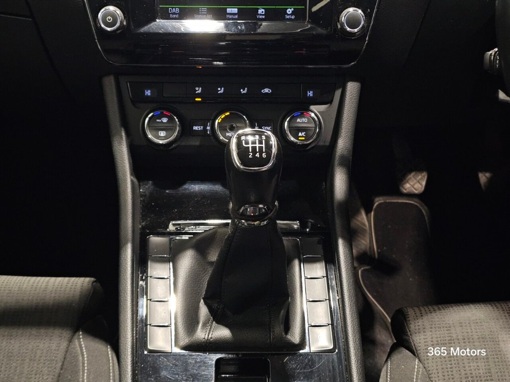 Used Skoda Superb 2016 for sale - 77096373: Photo 42