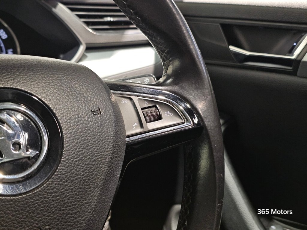 Used Skoda Superb 2016 for sale - 77096373: Photo 45