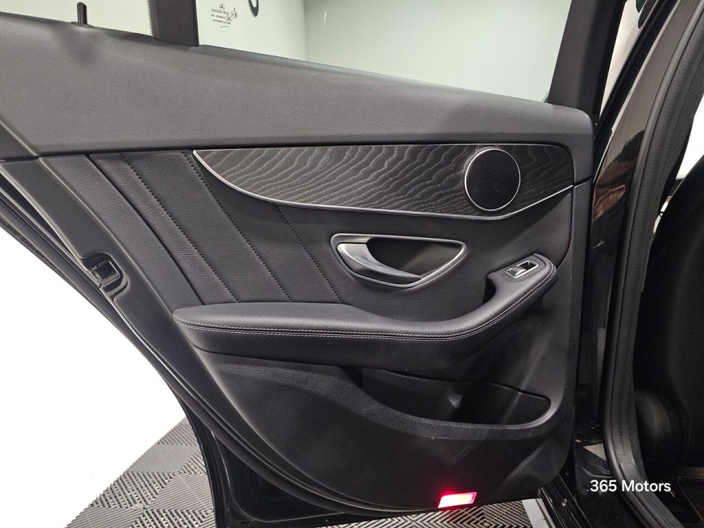Used Mercedes-Benz C Class 2019 for sale - 76979392: Photo 23