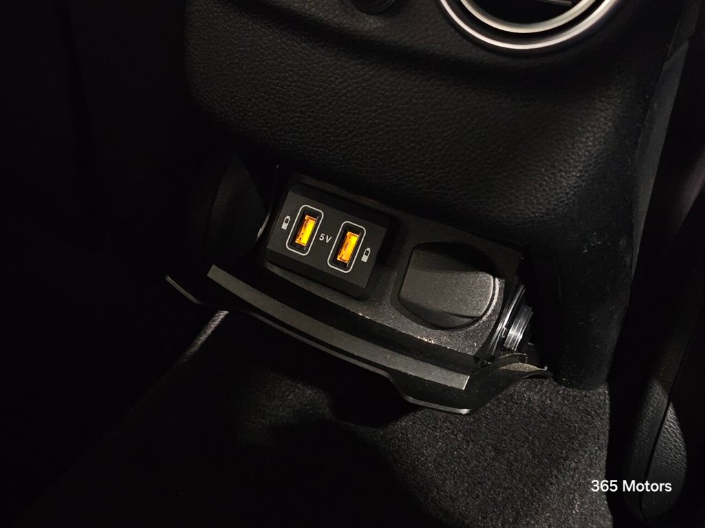 Used Mercedes-Benz C Class 2019 for sale - 76979392: Photo 40