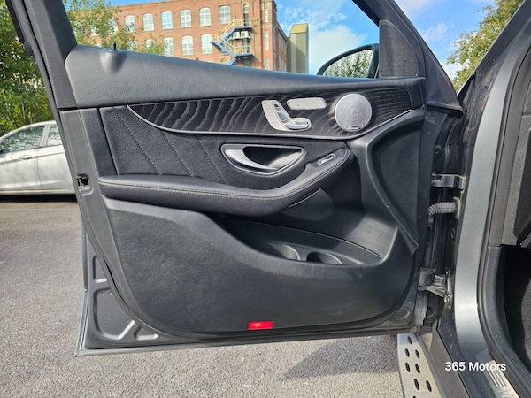 Used Mercedes-Benz GLC 2017 for sale - 76188532: Photo 19