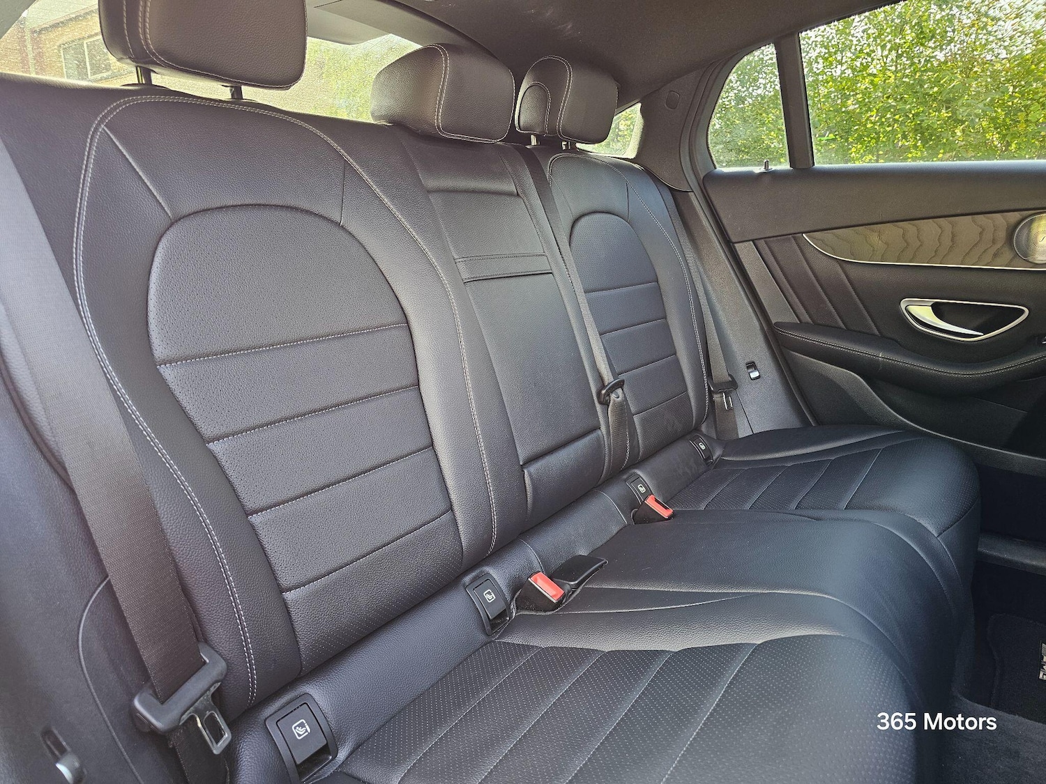 Used Mercedes-Benz GLC 2017 for sale - 76188532: Photo 30