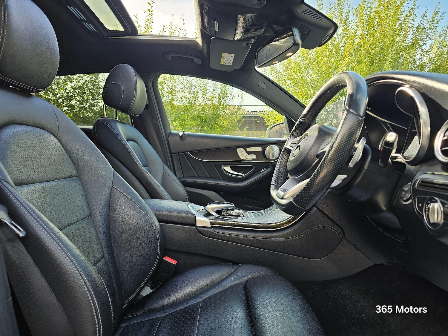 Used Mercedes-Benz GLC 2017 for sale - 76188532: Photo 33