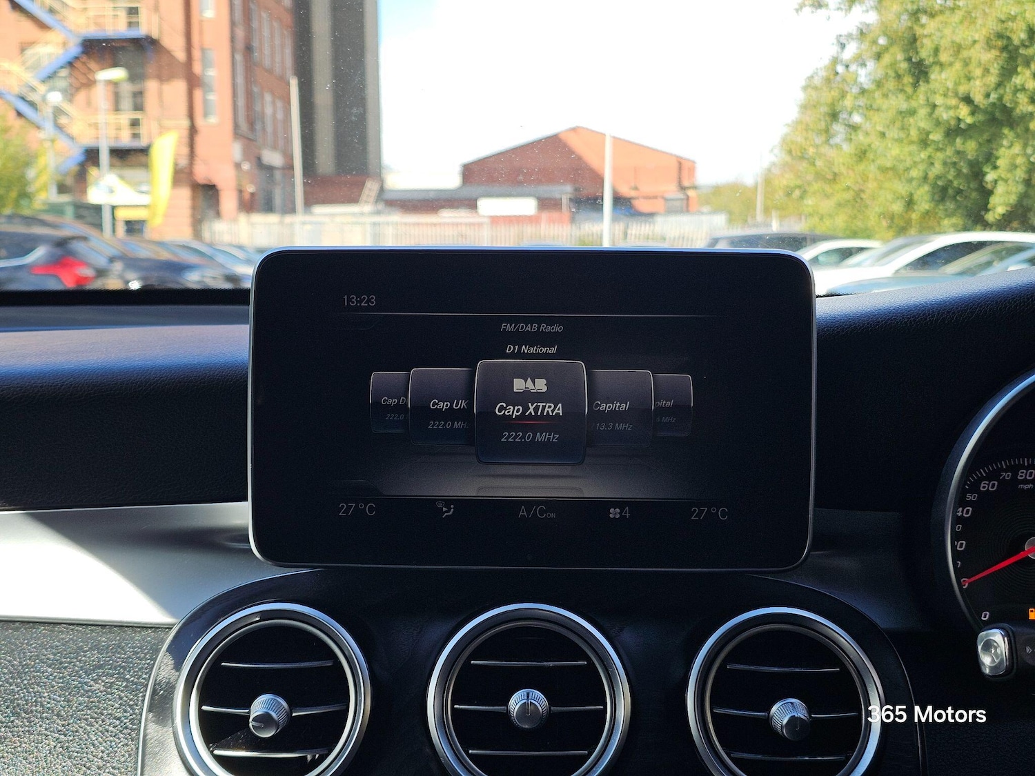 Used Mercedes-Benz GLC 2017 for sale - 76188532: Photo 38