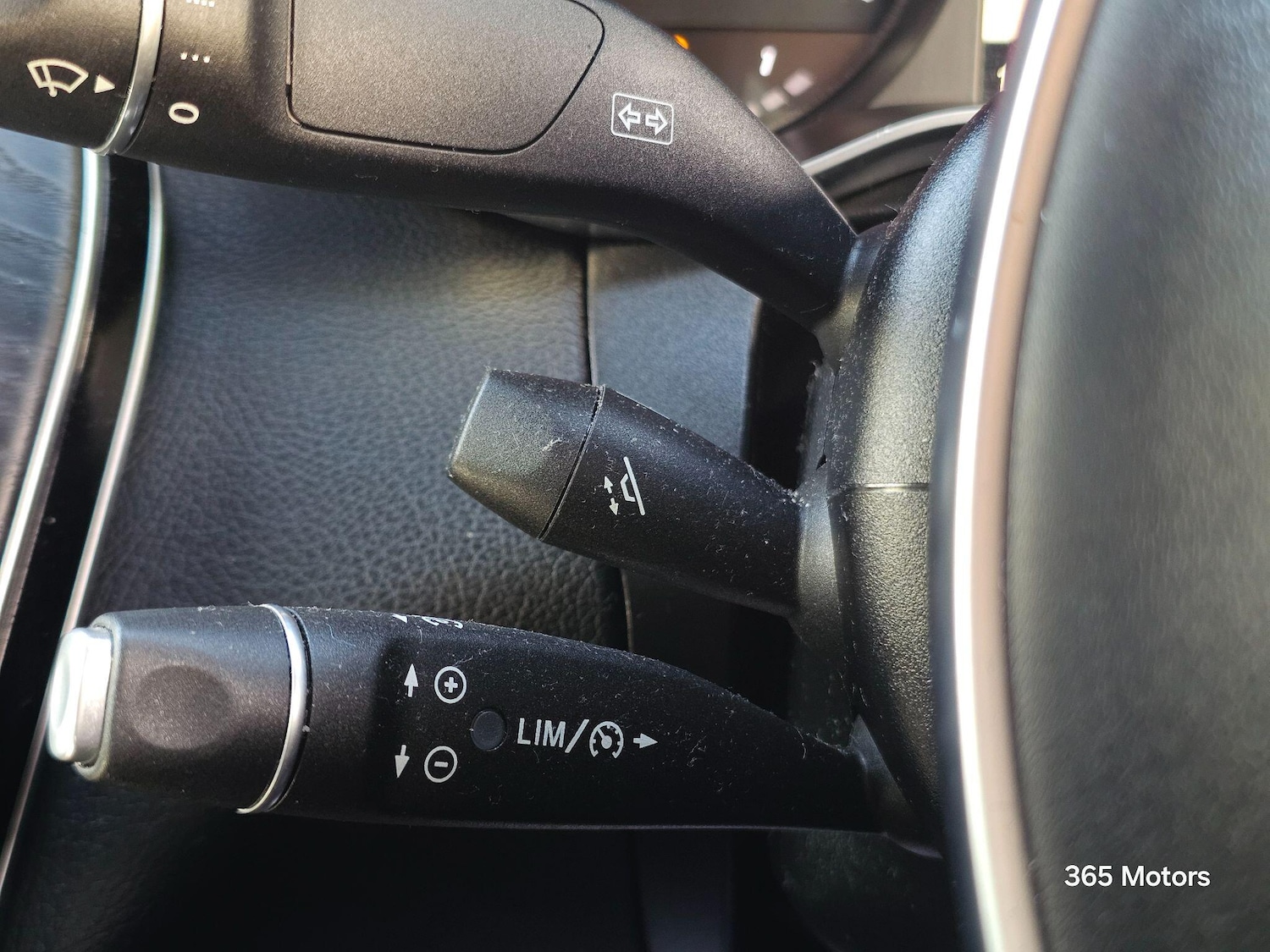 Used Mercedes-Benz GLC 2017 for sale - 76188532: Photo 55