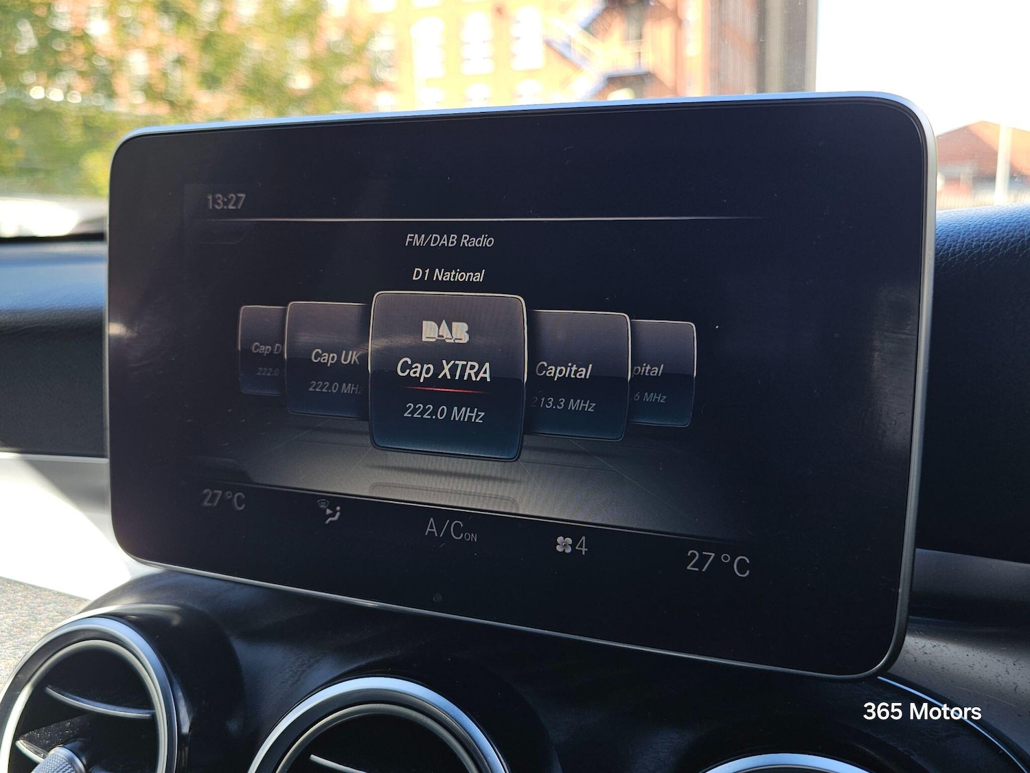 Used Mercedes-Benz GLC 2017 for sale - 76188532: Photo 60